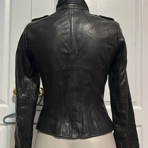 Leather jacket - Picture 7 of 8
